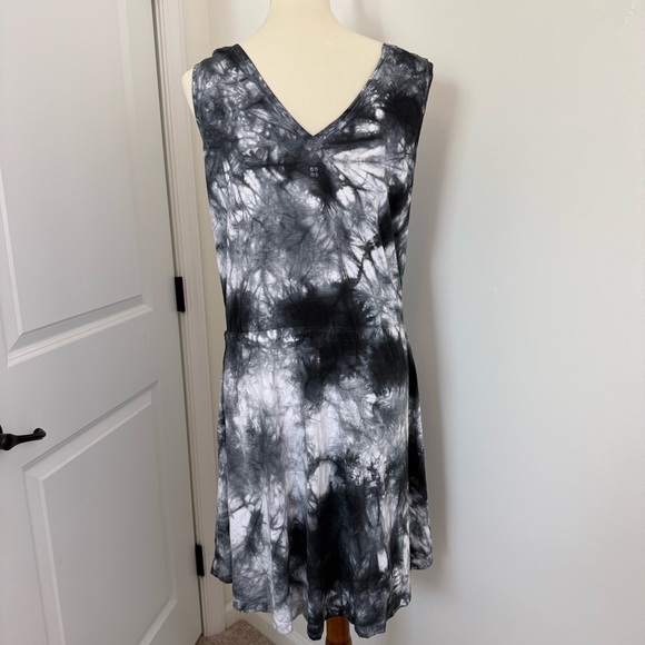 Sweaty Betty Take it Easy Black Tie Dye Dress Size M Pockets Drawstring Waist - Picture 5 of 12